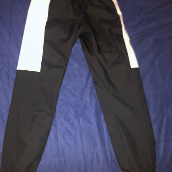 Nike air joggers - Picture 2 of 4